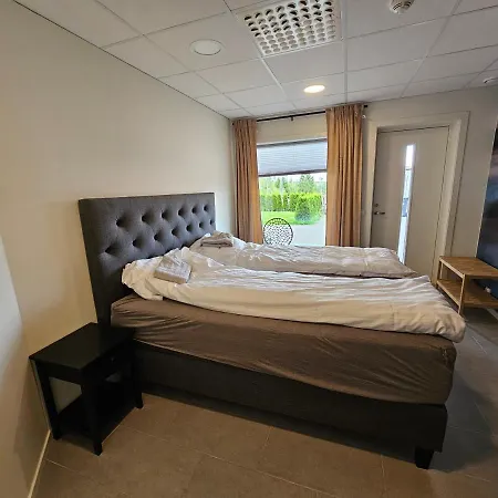 Hotell Moldfaret 19m *